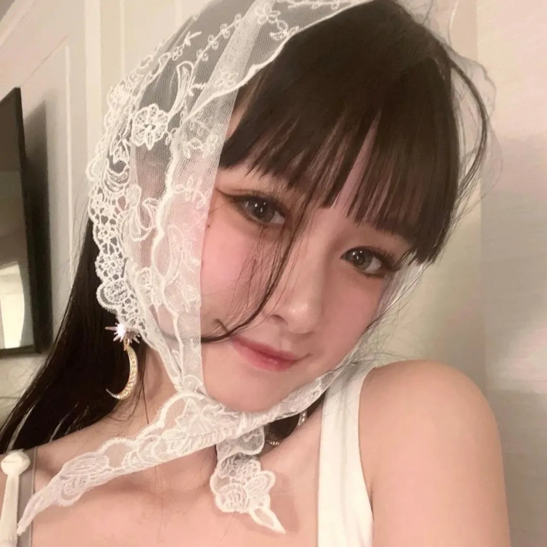 飞女黛丝 海报